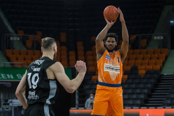 缺乏高质量 缺乏高质量