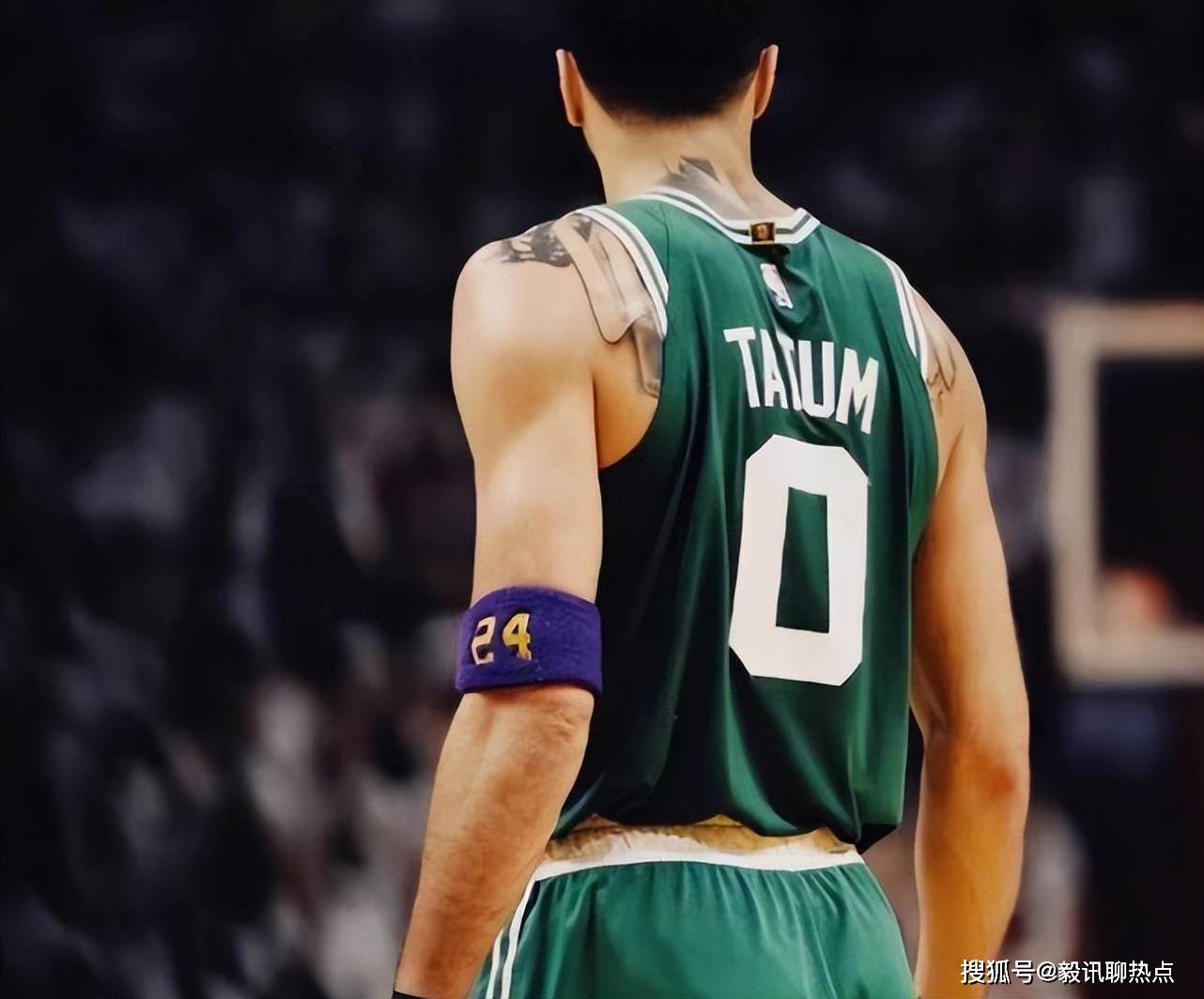 位背身强攻 位背身强攻