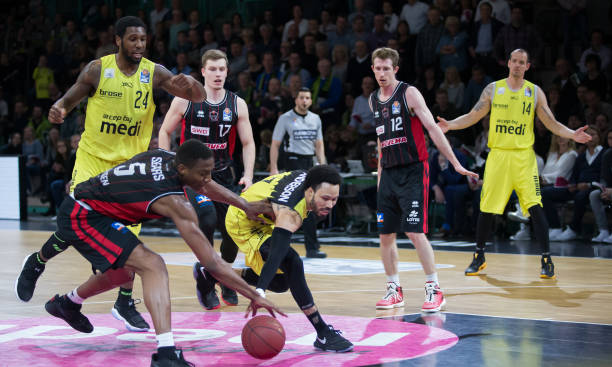 也为山西队 也为山西队