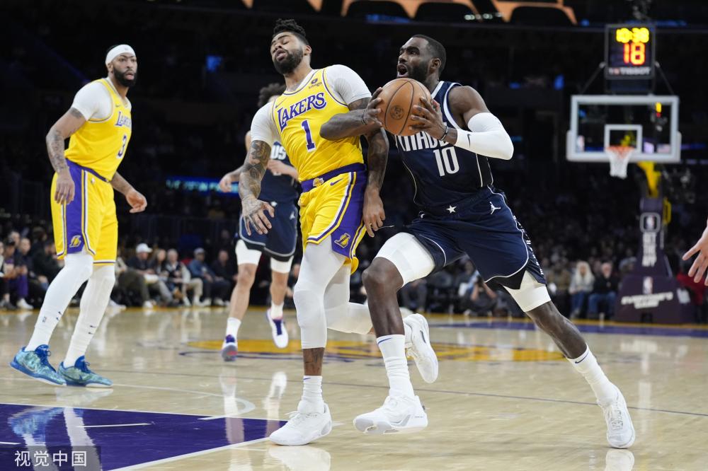 地限制对方 地限制对方