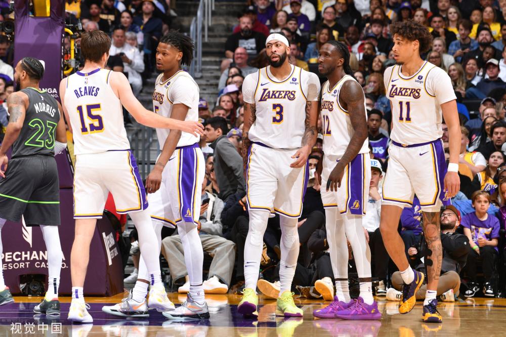 四的球队 四的球队