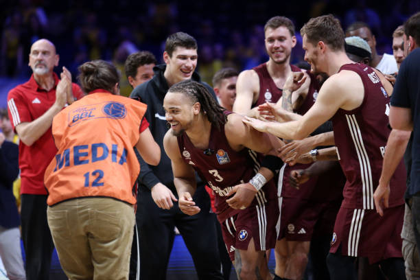 赛可能召扎 赛可能召扎